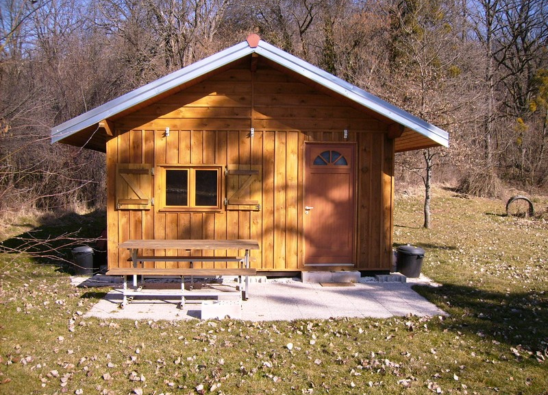 Le petit chalet en bois de Francis aspire au calme.