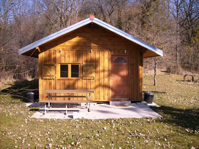 Le petit chalet en bois de Francis aspire au calme.